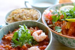 Vegetable balti and prawn curry
