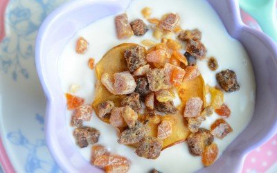 Yogurt with dried fruit