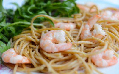 Garlic prawns and spaghetti