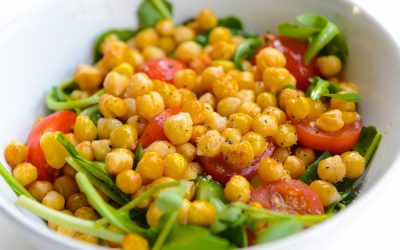 Chickpea and rocket salad